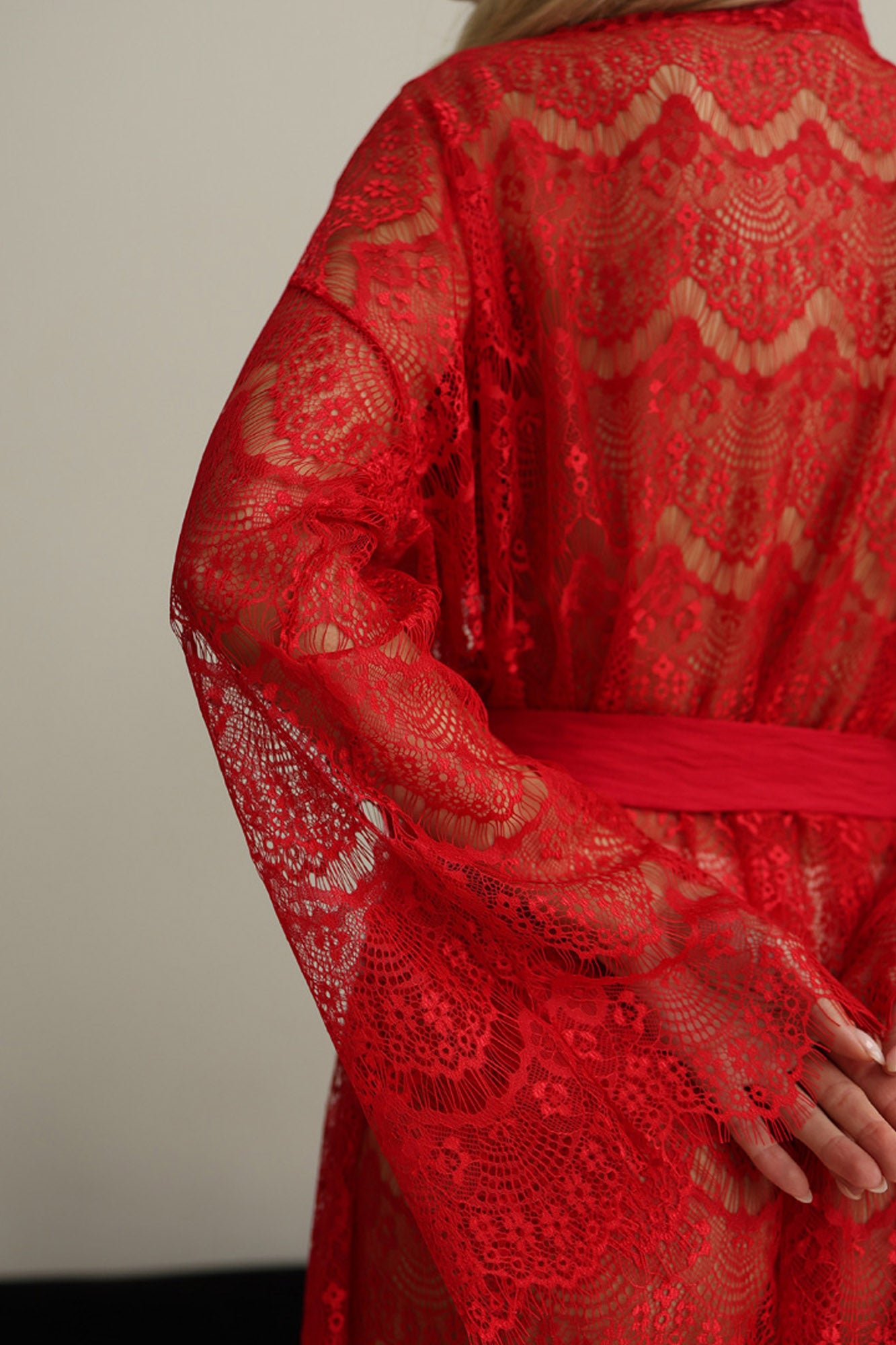 RED GUIPURE LACE KIMONO LONG SLEEVE