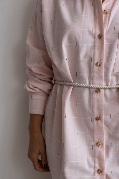 Oversized Flanell-Hemdkleid im rosa Karomuster