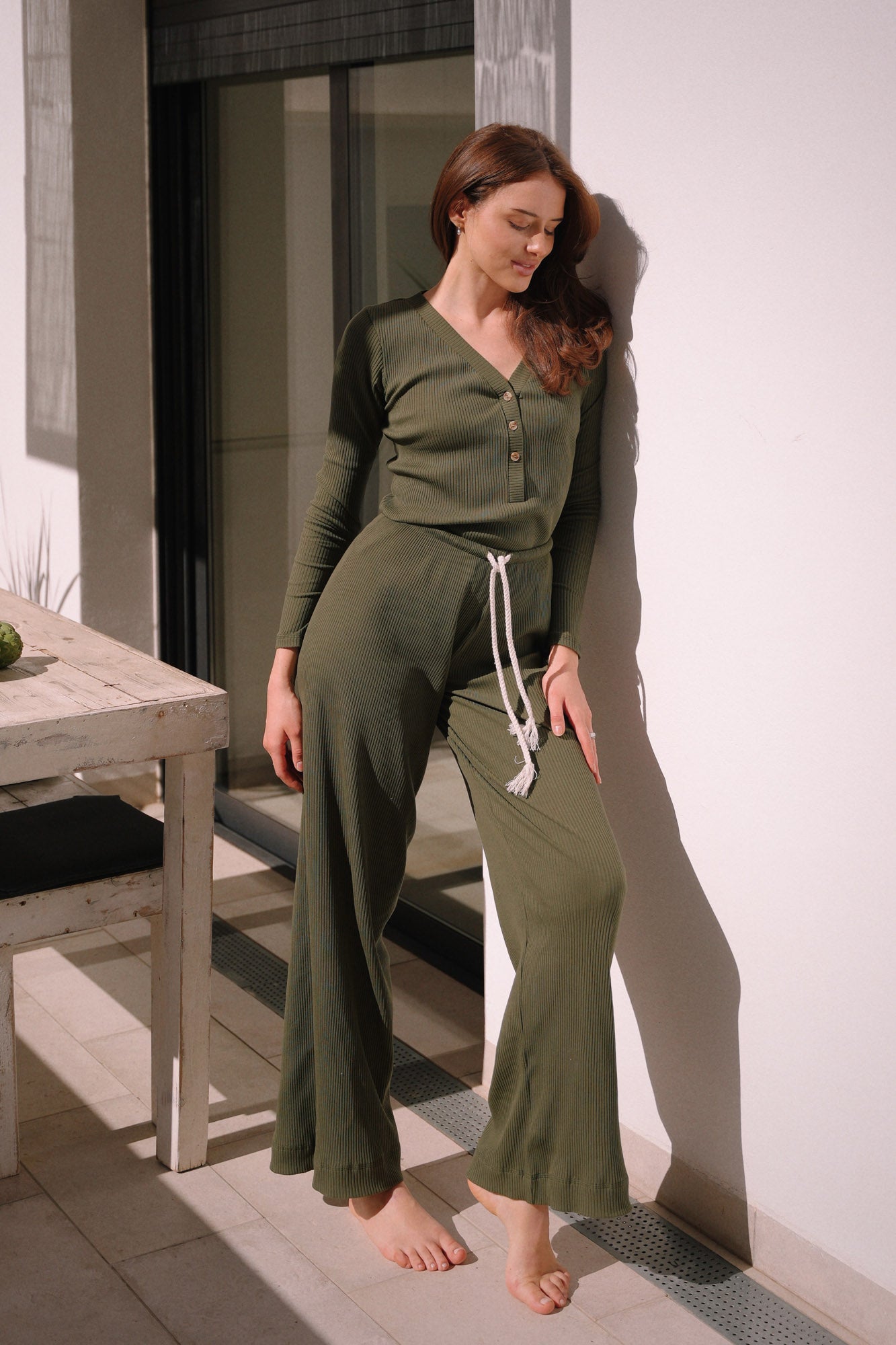 Set: Rippstrick-Longsleeve und Palazzo-Hose, Khaki